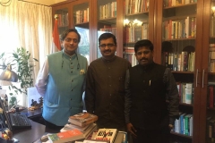 Dr Sasi Tharoor